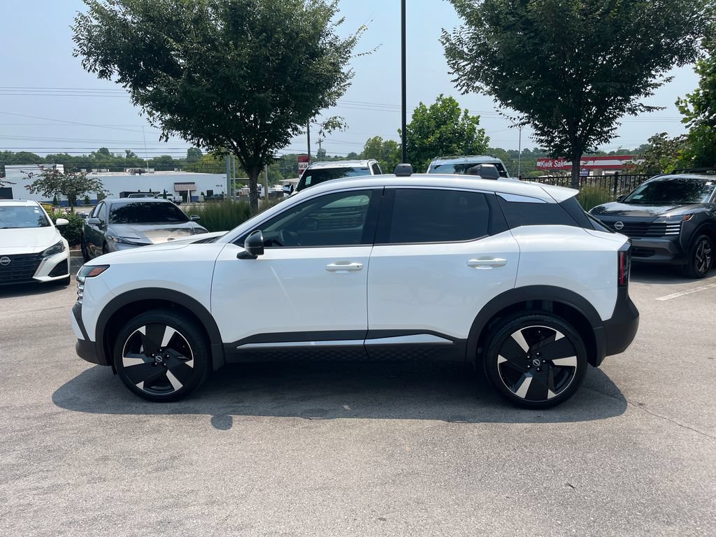 Certified 2026 Nissan Kicks SR FWD image 5