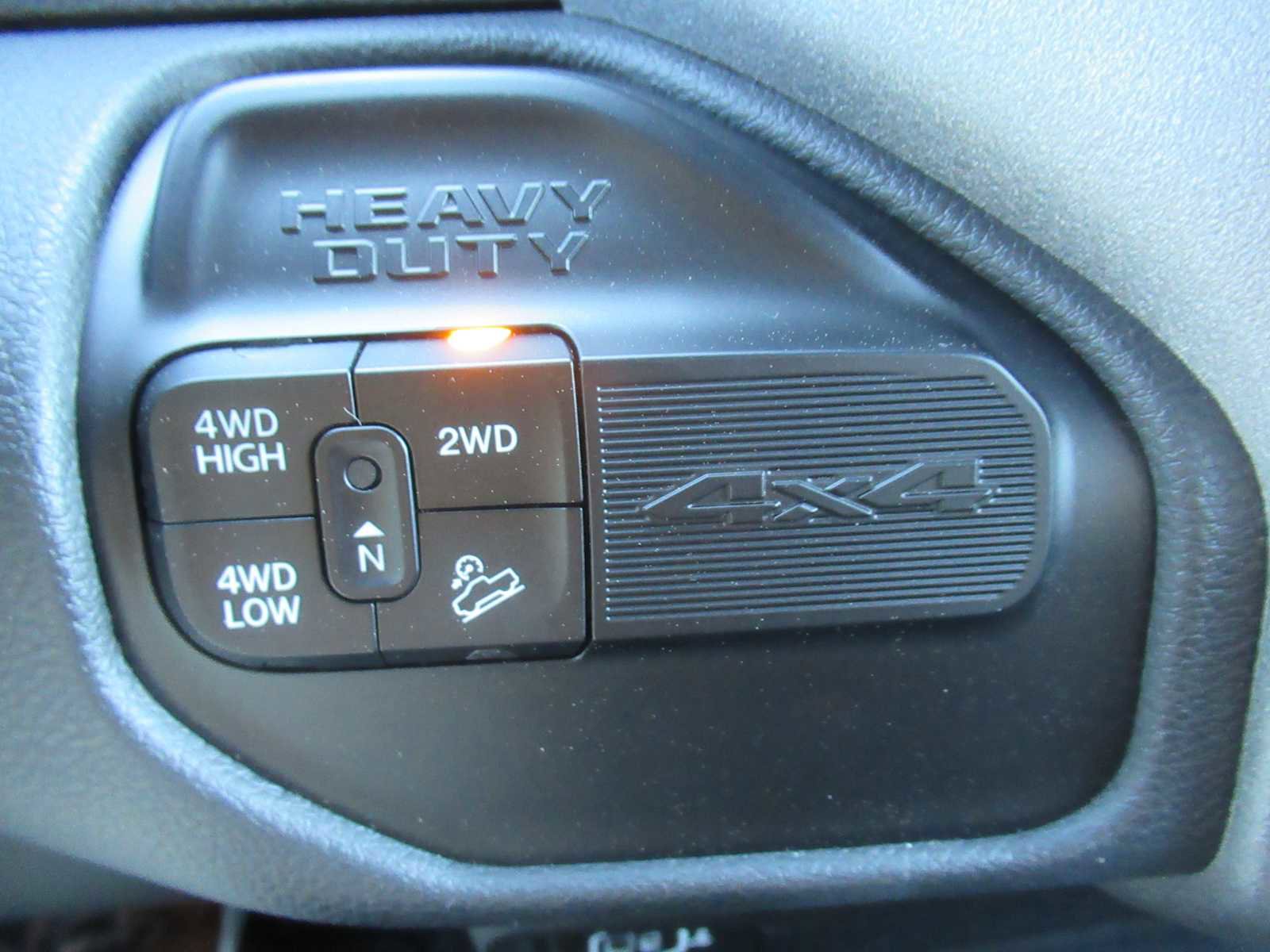 Used 2024 RAM 2500 Tradesman w/ Chrome Appearance Group image 41