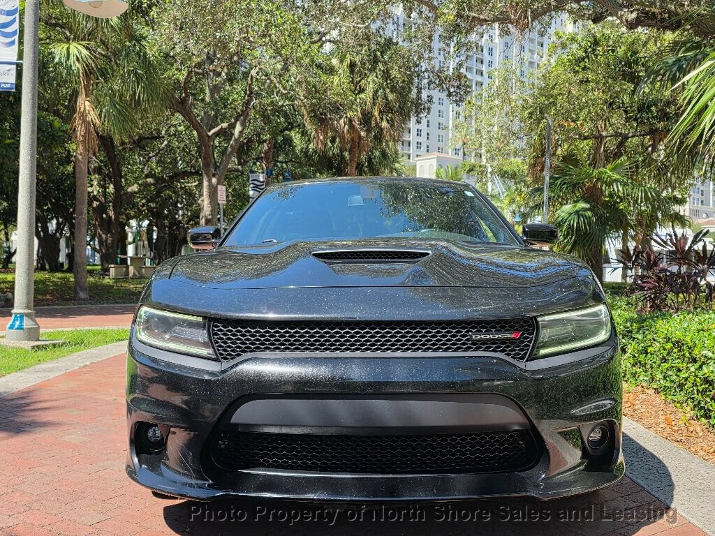 Used 2019 Dodge Charger GT RWD image 3