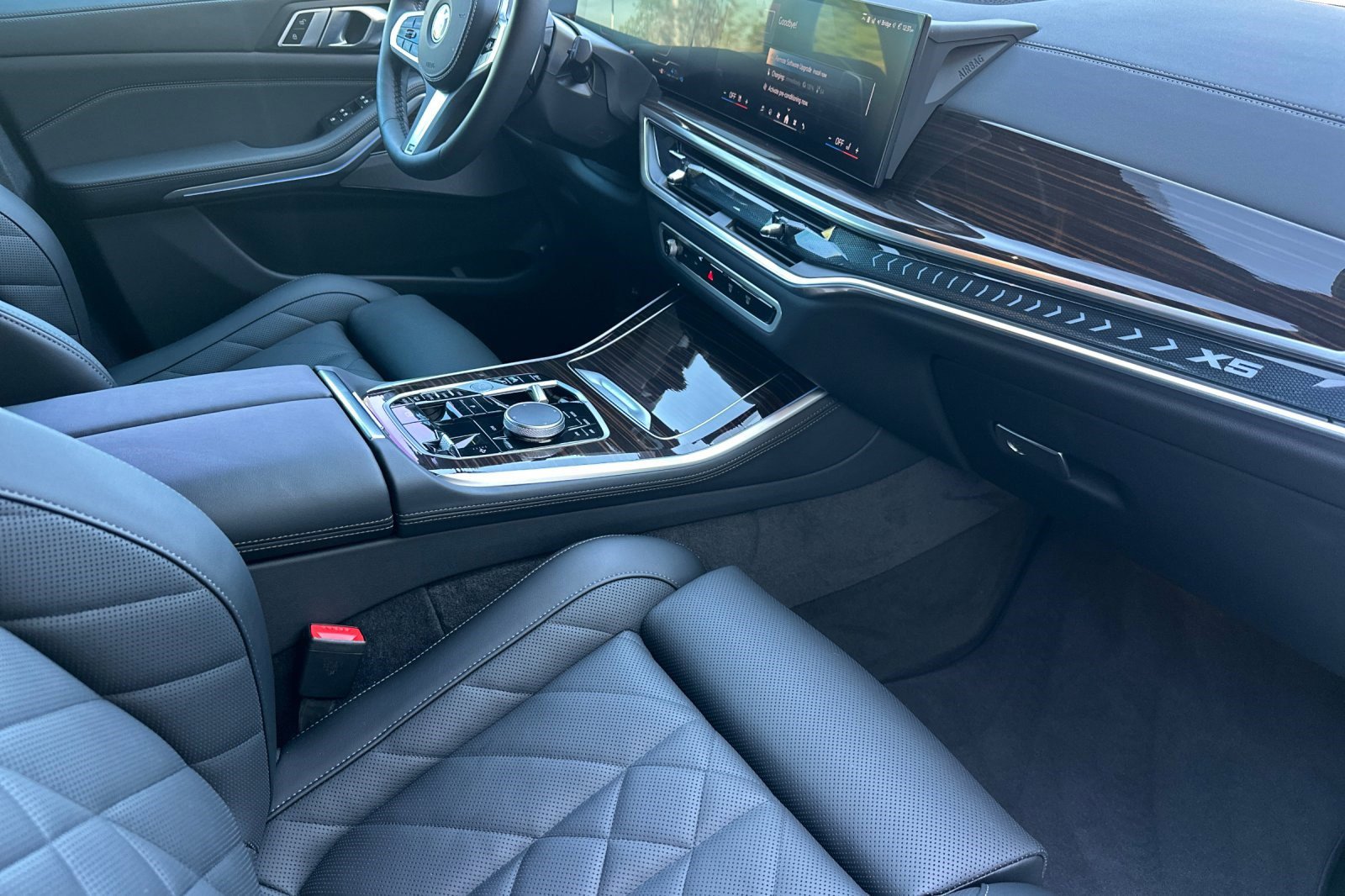 Used 2026 BMW X5 xDrive50e w/ M Sport Package image 20