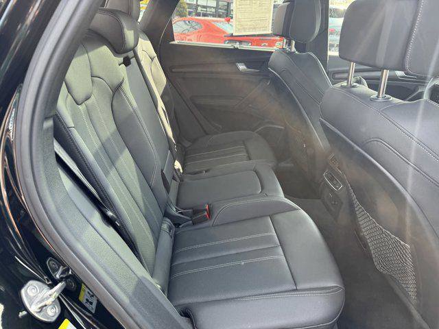 Certified 2024 Audi Q5 2.0T Prestige AWD/4WD image 31