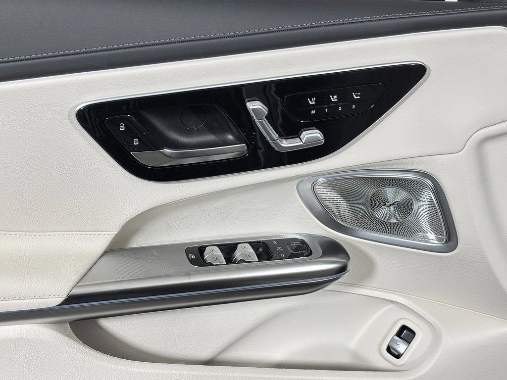 Certified 2026 Mercedes-Benz CLE 300 4MATIC Cabriolet image 17