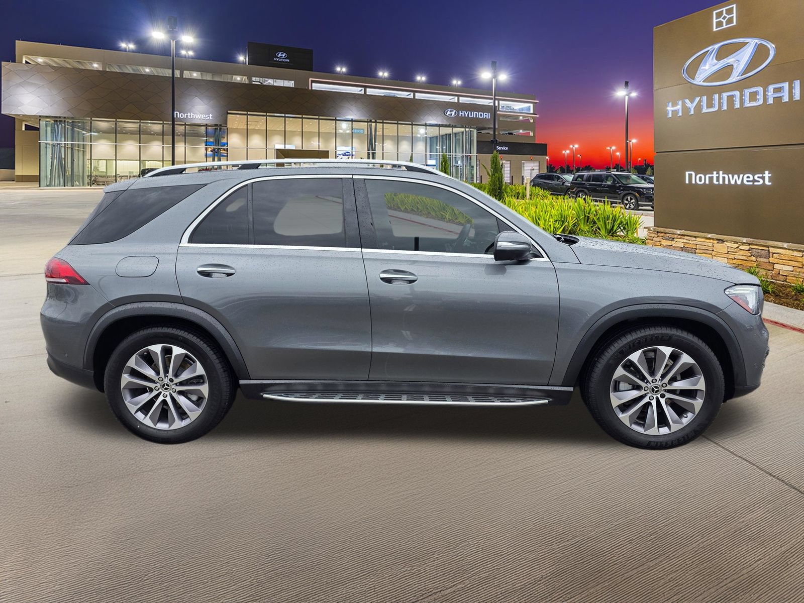 Used 2023 Mercedes-Benz GLE 350 4MATIC image 6