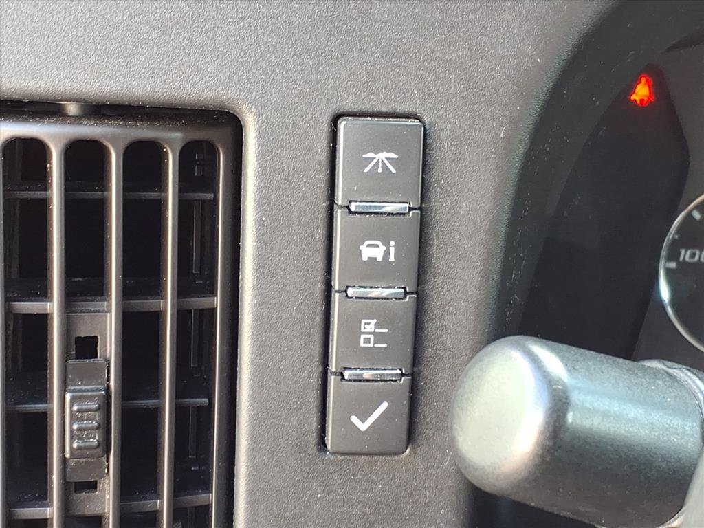 Used 2020 GMC Savana 3500 Extended w/ Driver Convenience Package RWD image 13