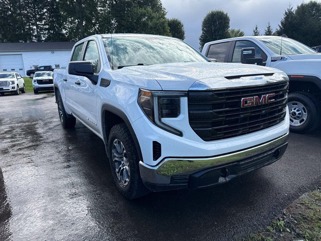 Used 2023 GMC Sierra 1500 Pro w/ X31 Off-Road Package AWD/4WD image 2