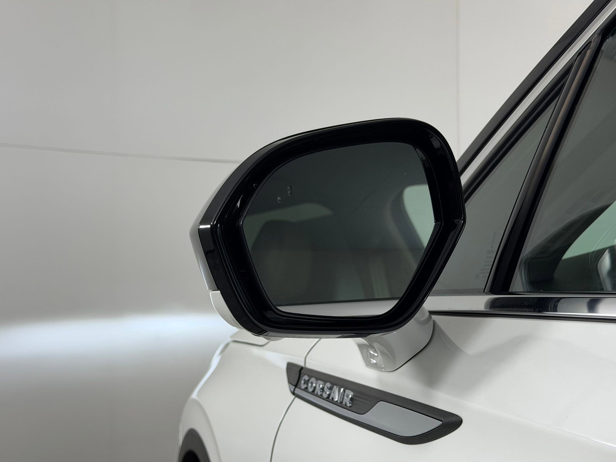 Used 2022 Lincoln Corsair AWD w/ Equipment Group 101A image 21