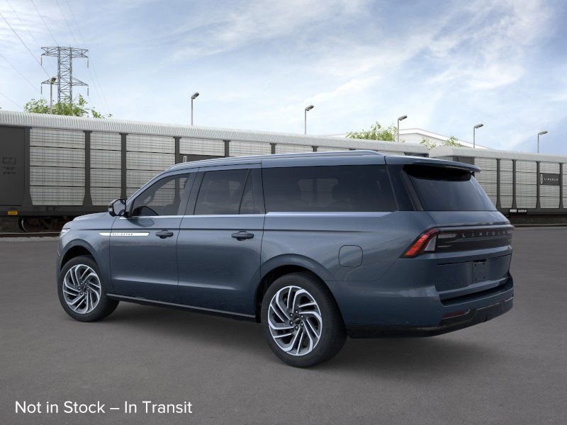 New 2026 Lincoln Navigator L Reserve image 4