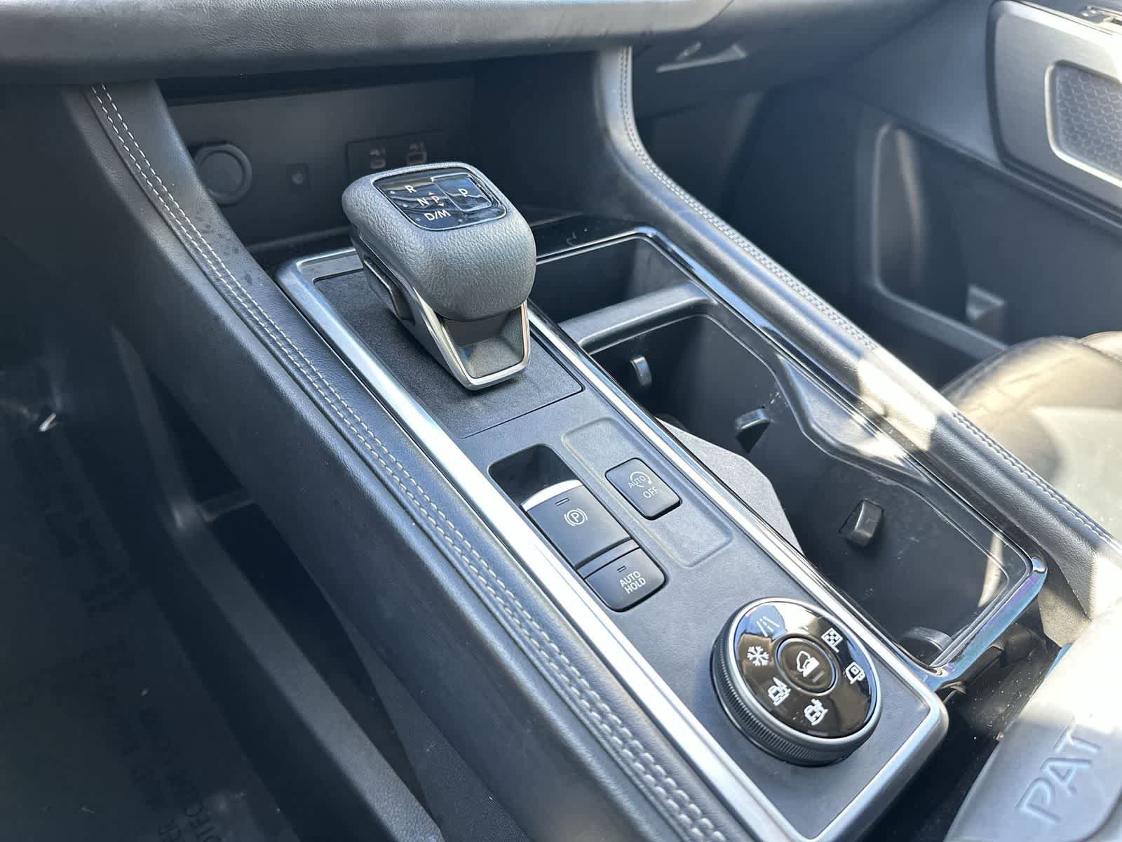 Used 2023 Nissan Pathfinder Platinum image 18