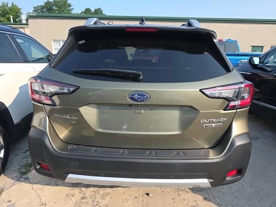 Used 2023 Subaru Outback Touring AWD/4WD image 15