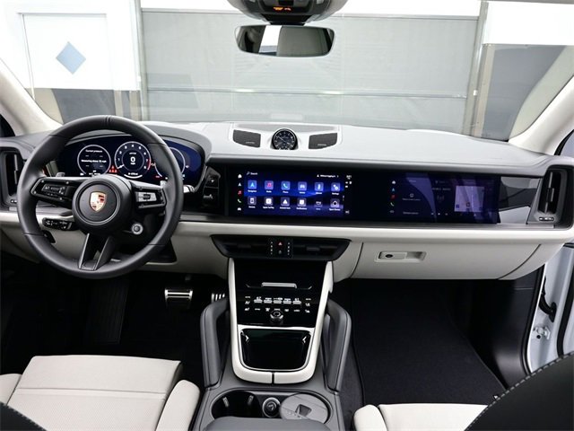 New 2026 Porsche Cayenne GTS image 21