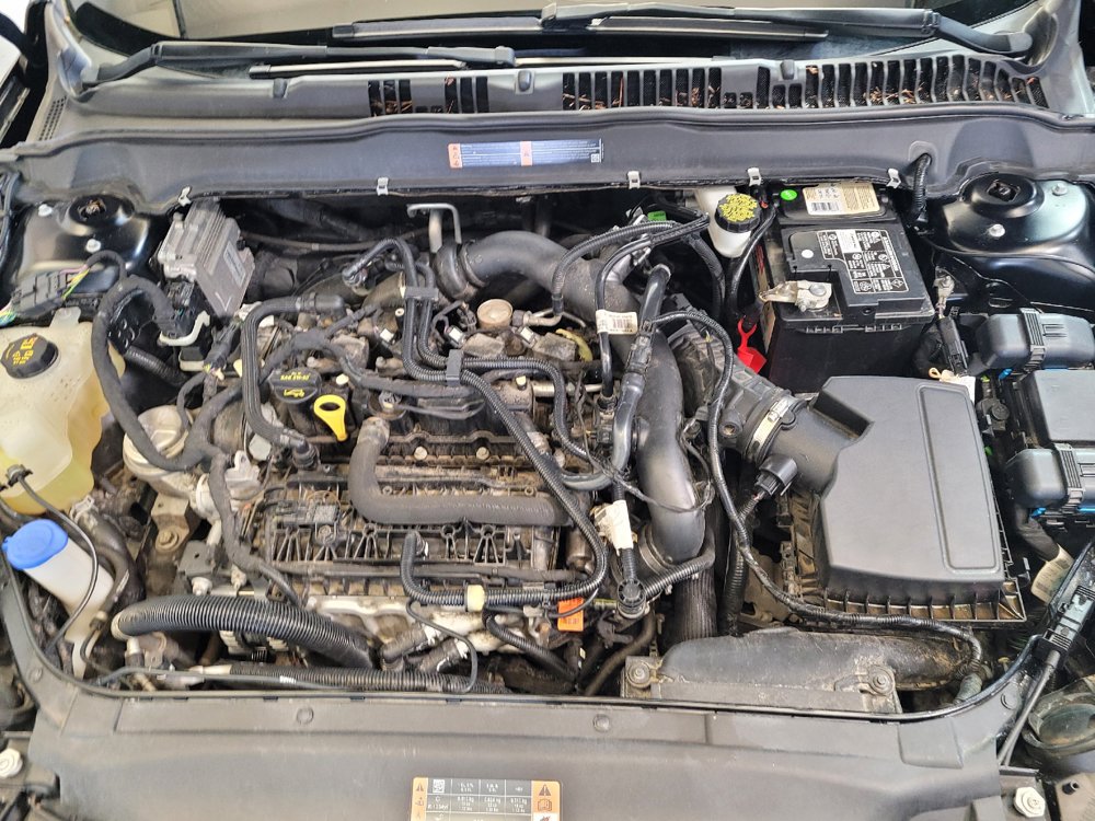 Used 2018 Ford Fusion SE w/ Equipment Group 201A FWD image 30