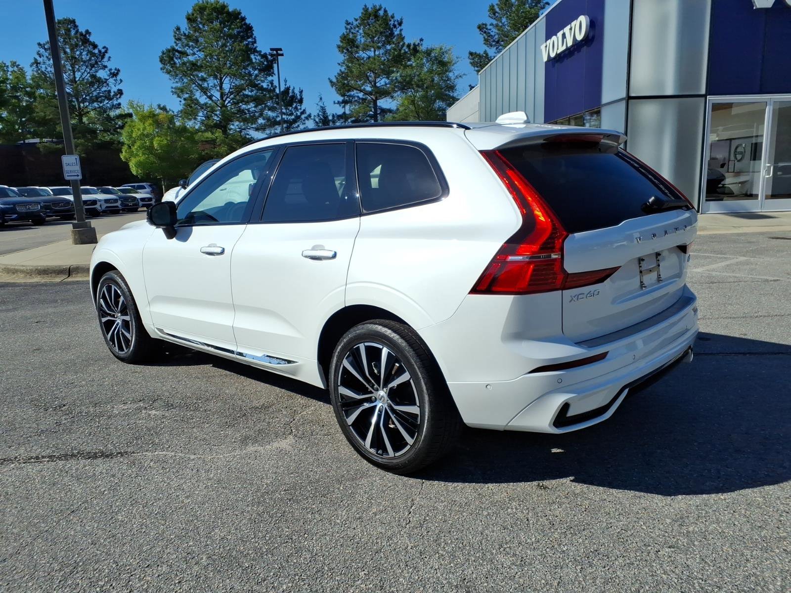 Used 2024 Volvo XC60 B5 Plus w/ Protection Package Premier AWD/4WD image 5
