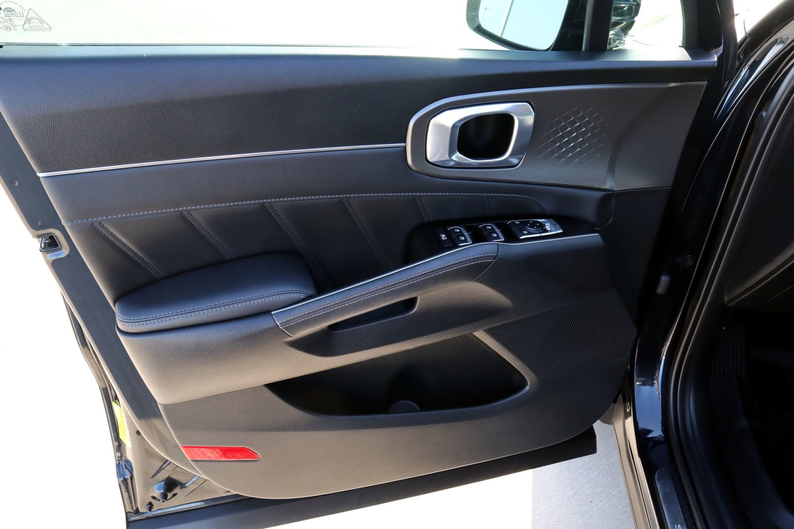 Used 2022 Kia Sorento SX image 24