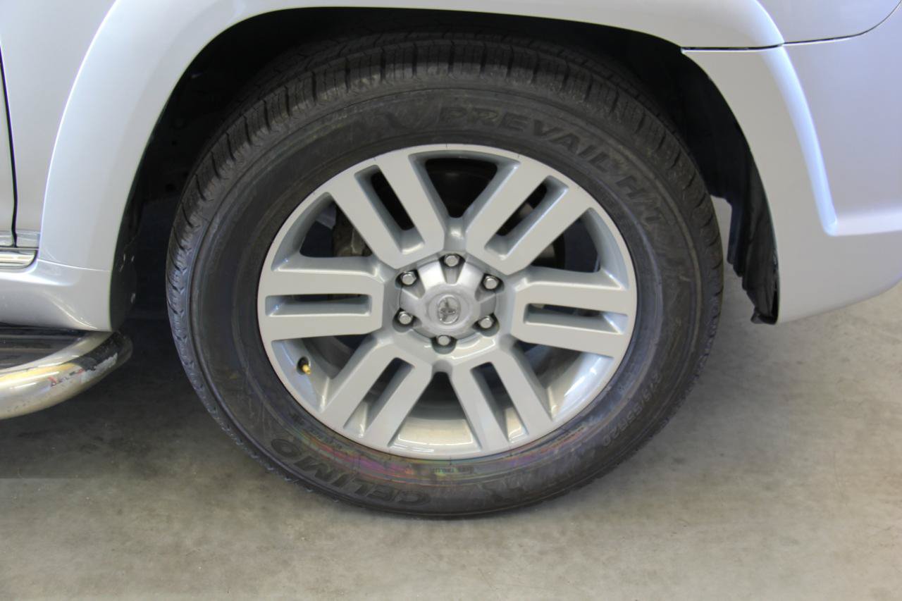 Used 2010 Toyota 4Runner SR5 RWD image 29