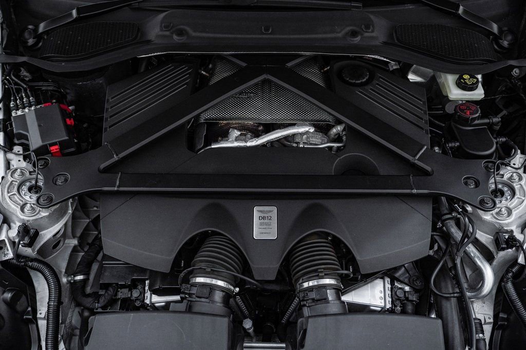 Used 2024 Aston Martin DB12 Coupe RWD image 32