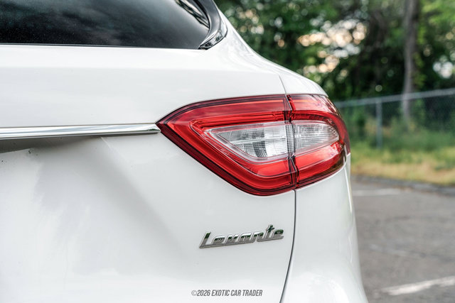Used 2017 Maserati Levante S AWD/4WD image 91
