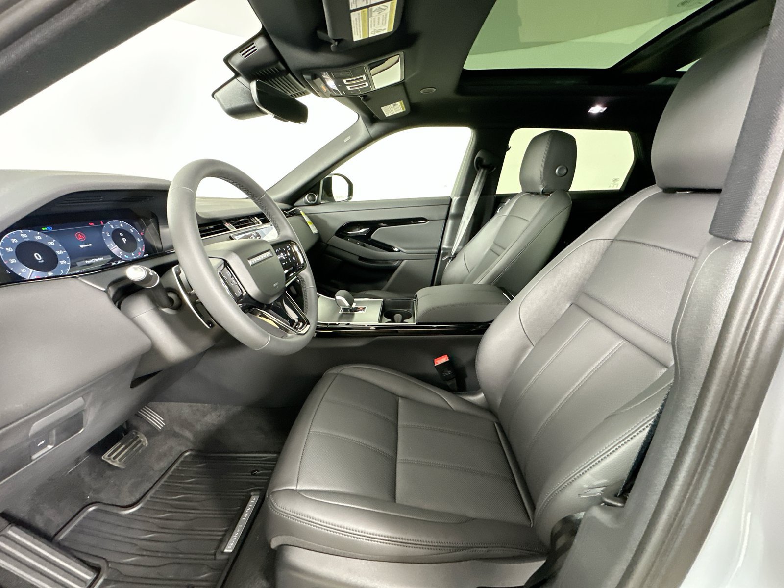 New 2026 Land Rover Range Rover Evoque S AWD/4WD image 33