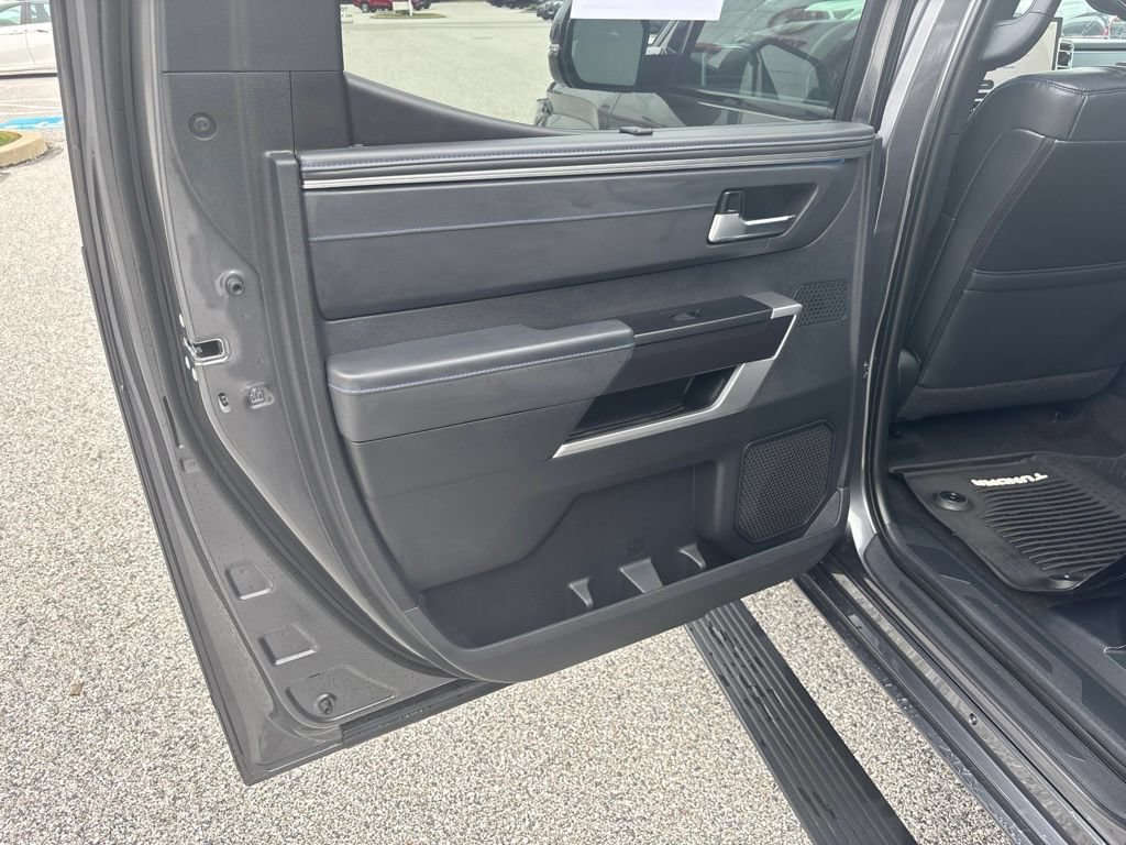 Used 2023 Toyota Tundra Platinum AWD/4WD image 17