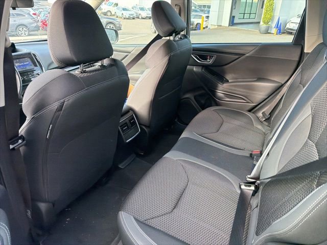 Used 2023 Subaru Forester Premium AWD/4WD image 5
