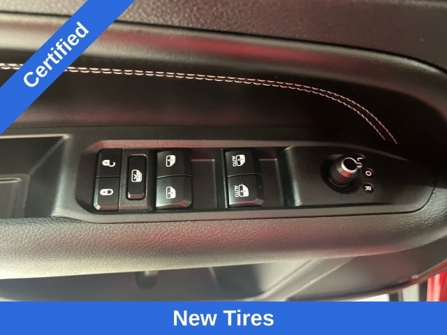 Certified 2023 Jeep Compass Latitude w/ Convenience Group AWD/4WD image 14