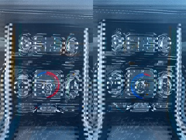 Used 2023 GMC Yukon XL Denali w/ Max Trailering Package image 29