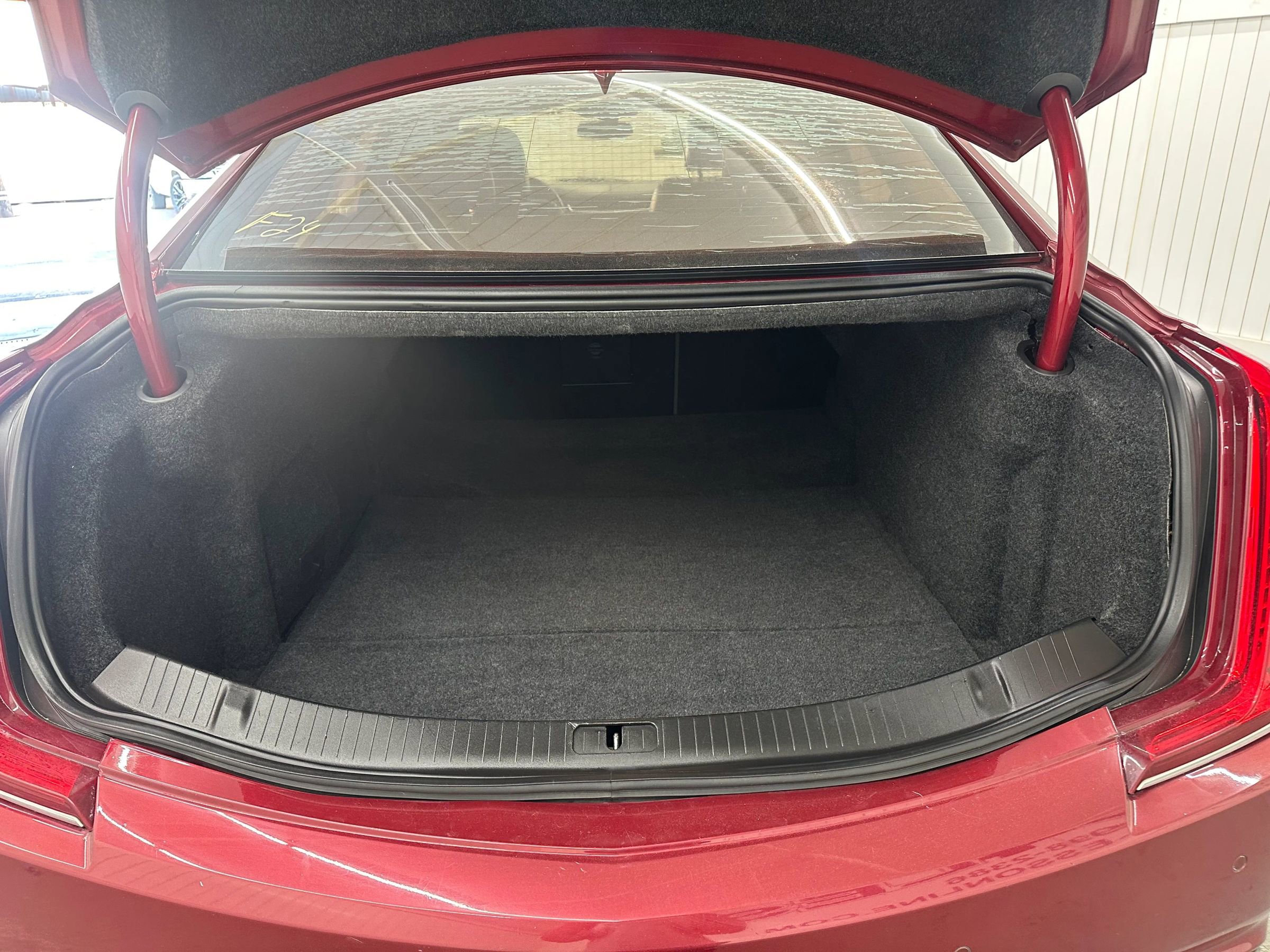 Used 2019 Cadillac XTS Luxury image 12