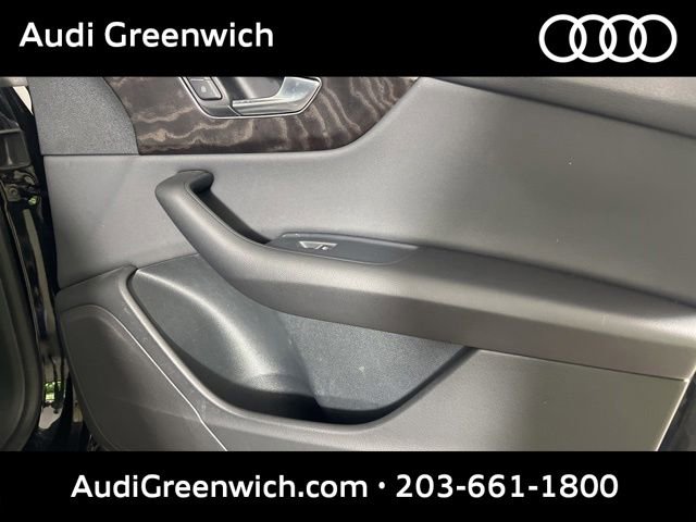 Used 2023 Audi Q8 Premium w/ Convenience Package AWD/4WD image 11
