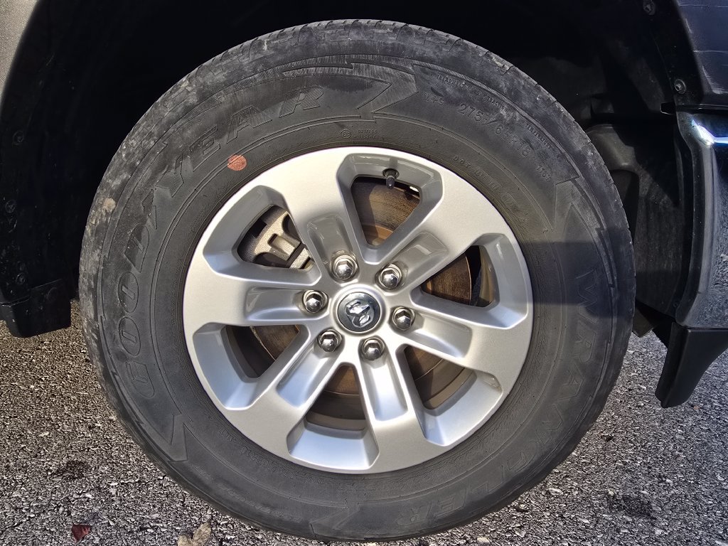 Used 2021 RAM 1500 Laramie AWD/4WD image 21