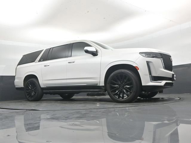Used 2021 Cadillac Escalade ESV Luxury image 40