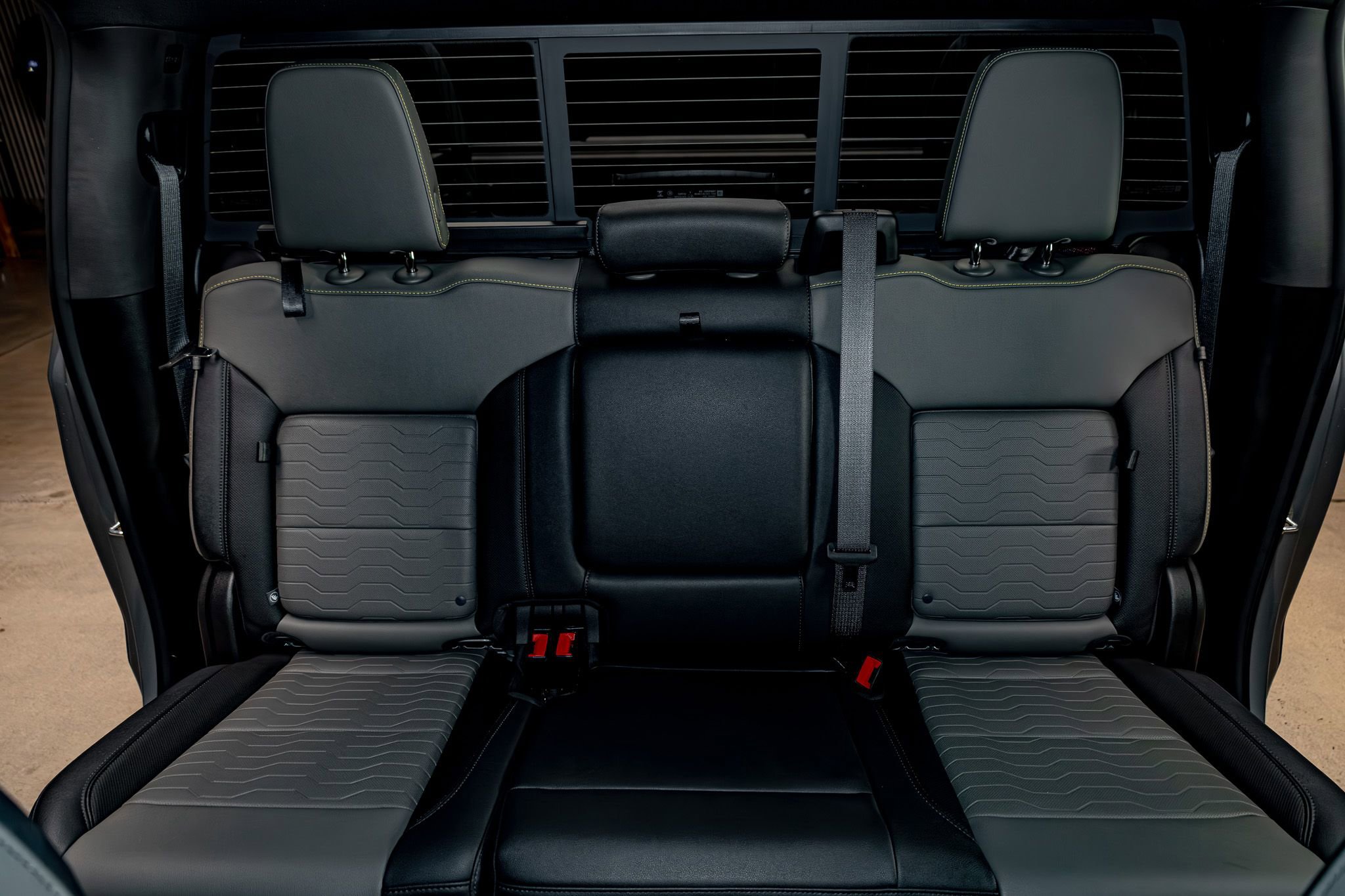 Used 2024 Chevrolet Silverado 1500 ZR2 w/ Technology Package image 28