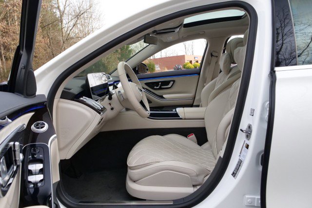 Used 2023 Mercedes-Benz S 580 4MATIC Sedan image 33