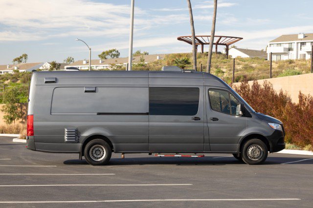 Used 2021 Mercedes-Benz Sprinter 4500 w/ Parking Package image 11