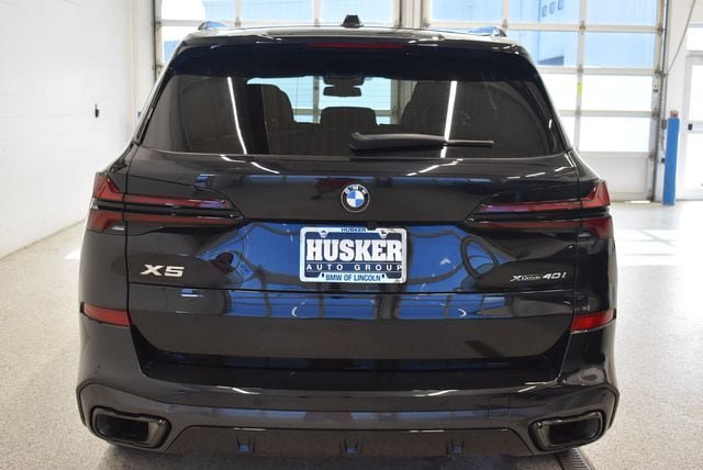 Used 2026 BMW X5 xDrive40i AWD/4WD image 11