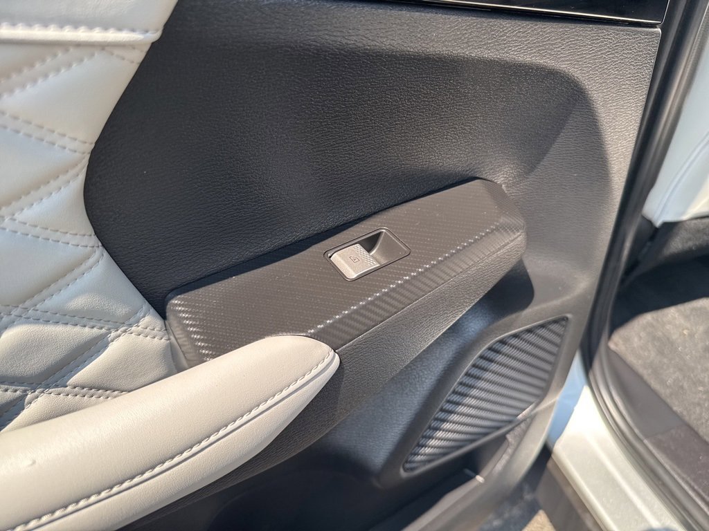 Used 2024 Mitsubishi Outlander SEL image 35