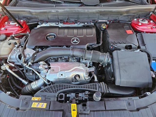 Certified 2022 Mercedes-Benz GLB 250 4MATIC image 23