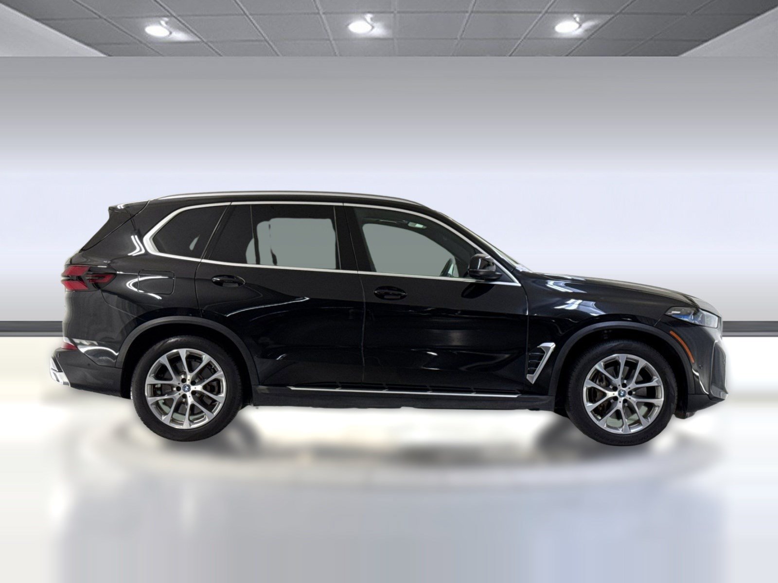 Used 2025 BMW X5 xDrive50e AWD/4WD image 7