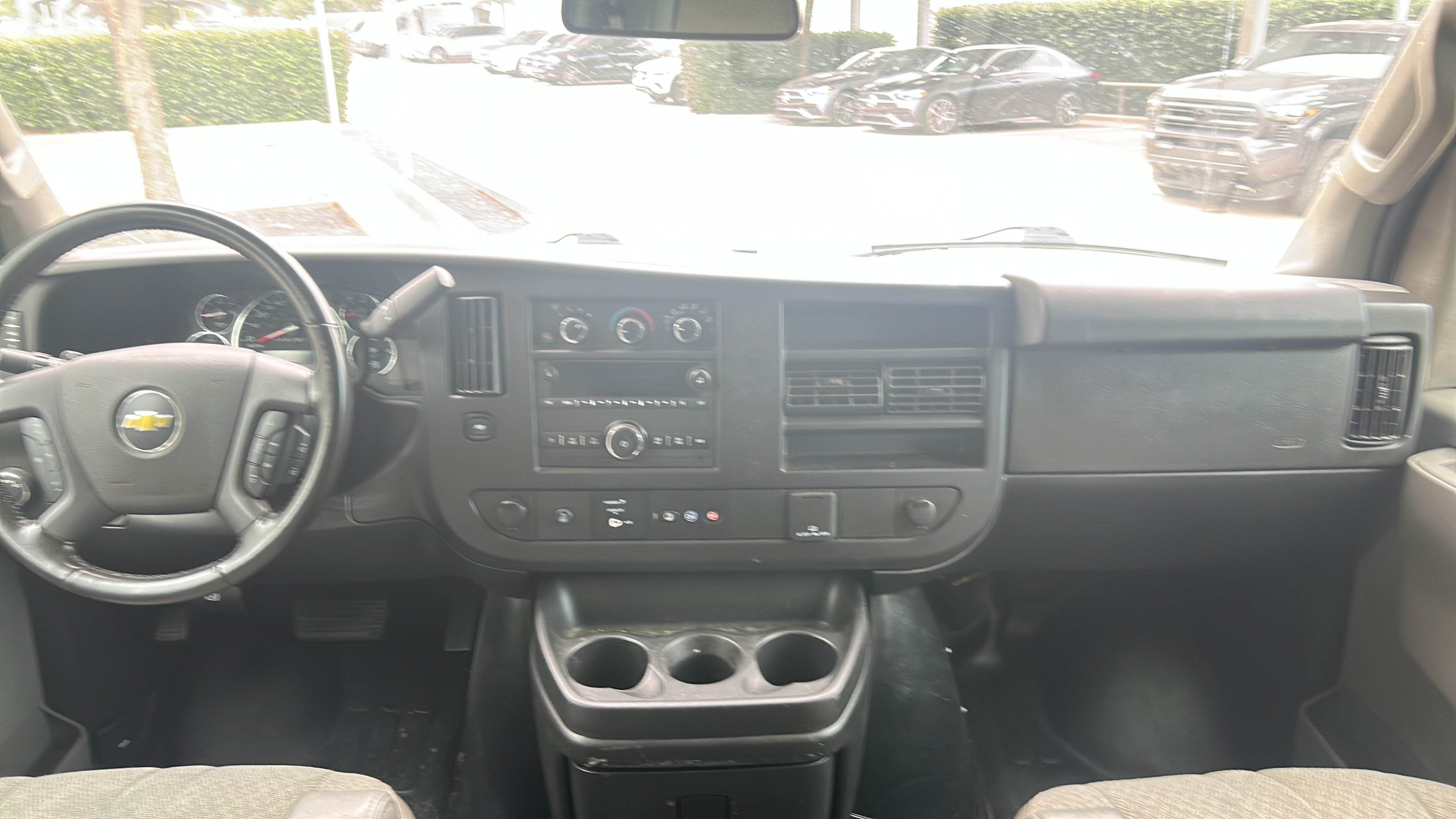 Used 2021 Chevrolet Express 2500 w/ Driver Convenience Package RWD image 20