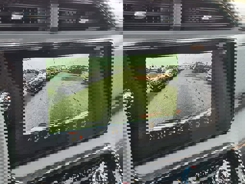 New 2026 GMC Sierra 1500 AT4 w/ Technology Package image 18