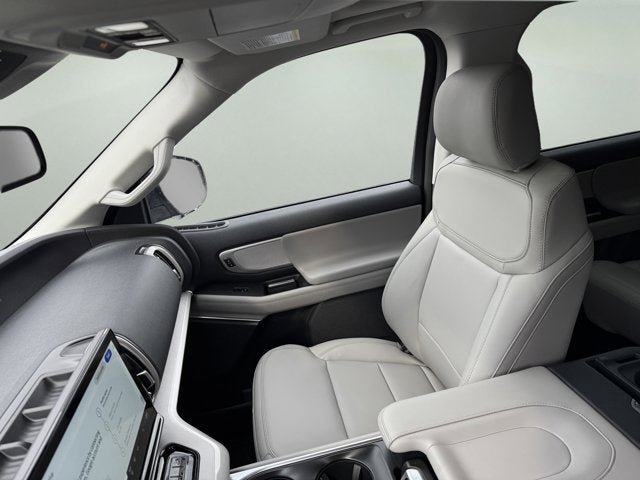 New 2026 Ford Expedition Active AWD/4WD image 17
