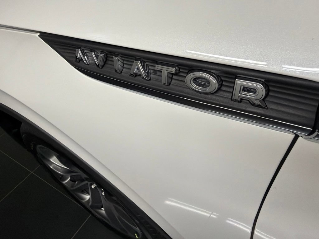 New 2026 Lincoln Aviator Reserve AWD/4WD image 43