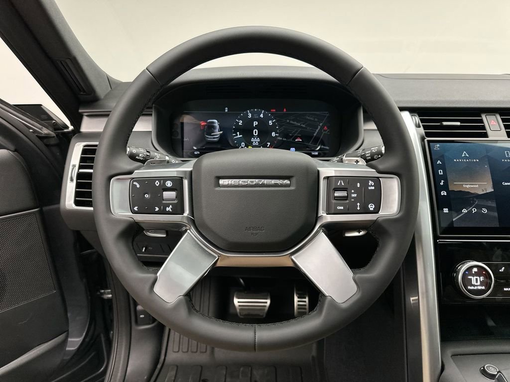 New 2026 Land Rover Discovery Limited Edition AWD/4WD image 23