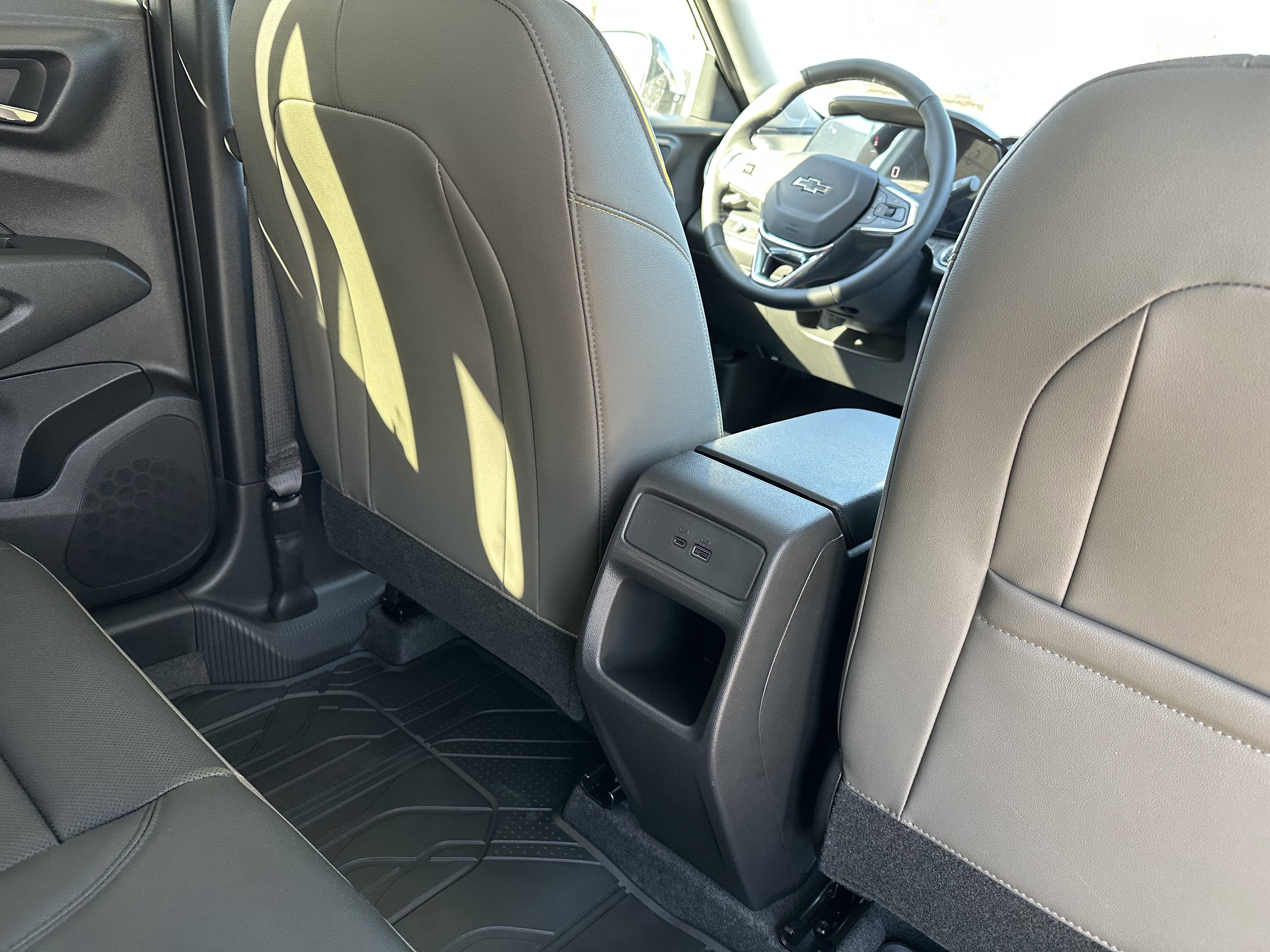 New 2026 Chevrolet Trax ACTIV w/ Sunroof Package image 25