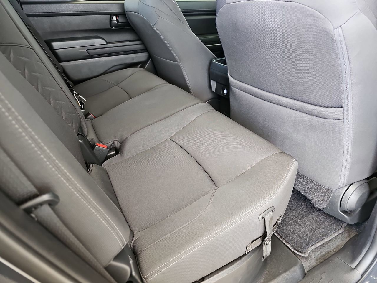 Used 2025 Toyota Tacoma SR5 image 14