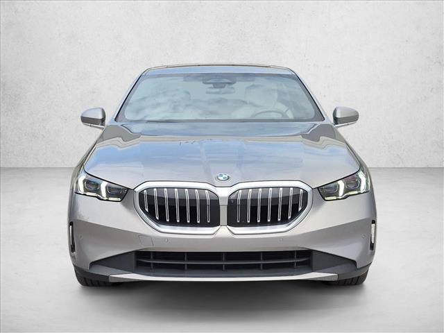 Used 2026 BMW 540i xDrive AWD/4WD image 2