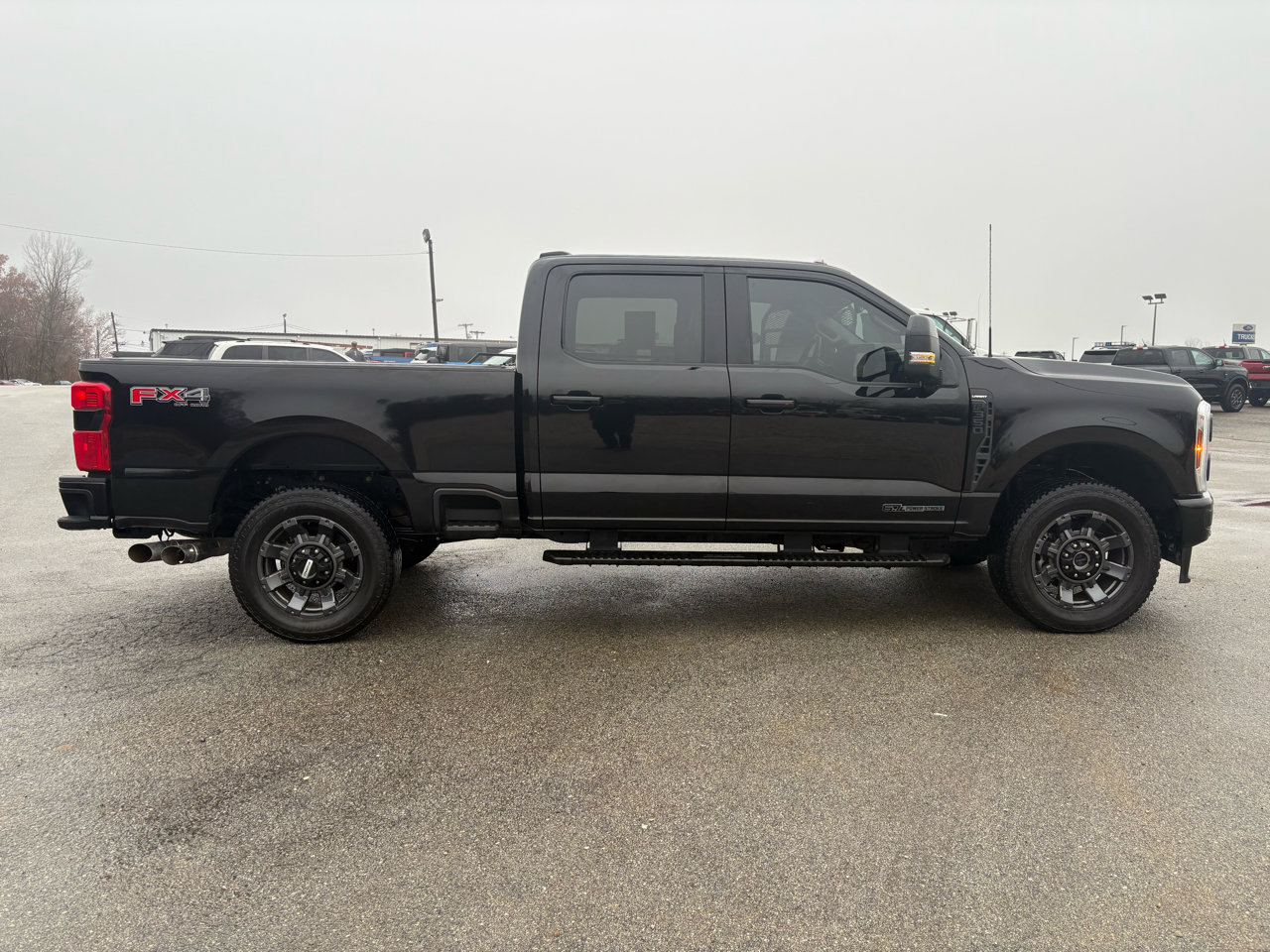 Used 2024 Ford F350 Lariat w/ Lariat Ultimate Package image 2