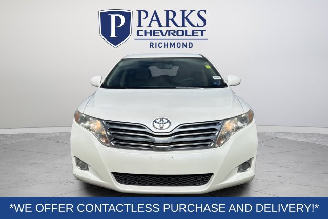 Used 2012 Toyota Venza LE FWD image 2