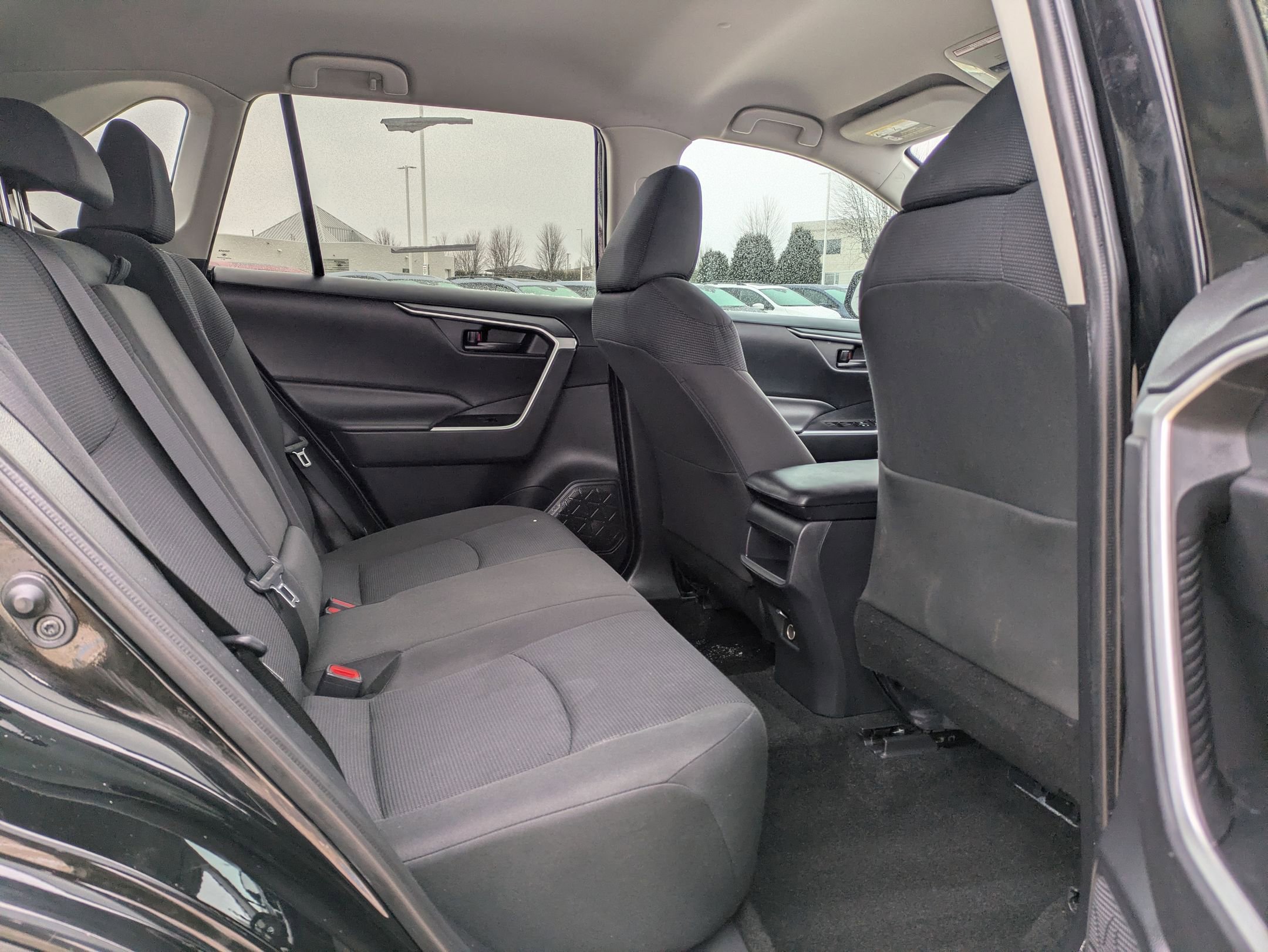 Used 2020 Toyota RAV4 LE w/ All Weather Liner Package image 23