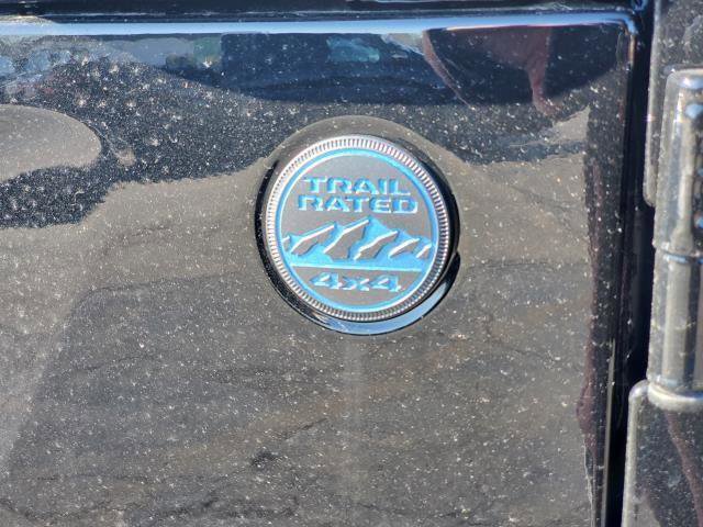 Used 2025 Jeep Wrangler Sahara w/ Safety Group AWD/4WD image 31