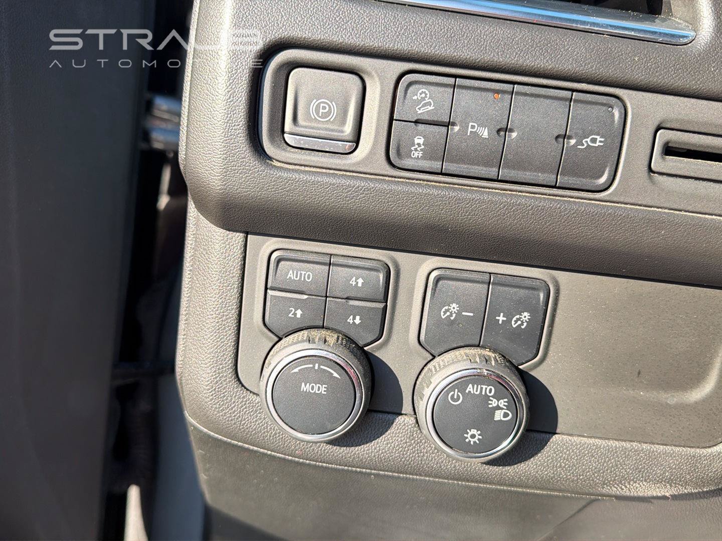 Used 2021 Chevrolet Tahoe Z71 AWD/4WD image 15