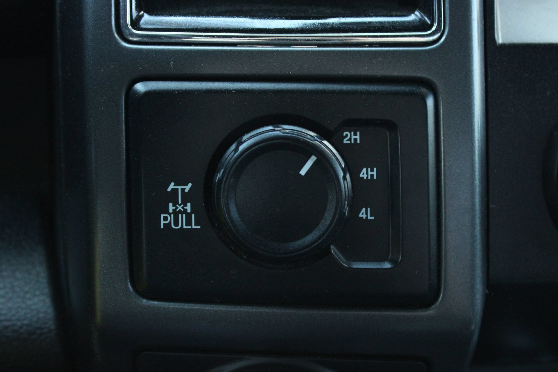 Used 2019 Ford F150 XLT w/ Equipment Group 302A Luxury AWD/4WD image 46